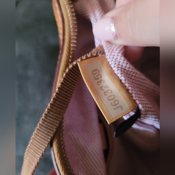 Dooney & Bourke Y2K Pebbled Leather Shoulder Bag - Picture 6 of 16